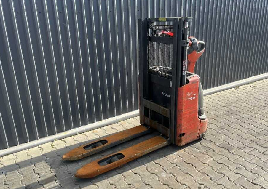 Linde L12 - Hochhubwagen: das Bild 1 Linde L12 - Hochhubwagen: das Bild 1