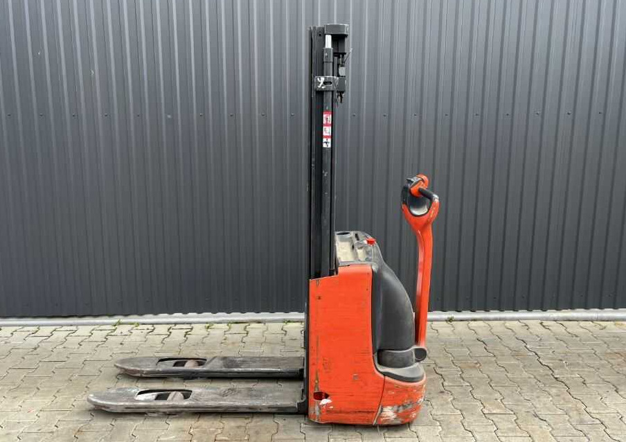 Linde L12 - Hochhubwagen: das Bild 2 Linde L12 - Hochhubwagen: das Bild 2