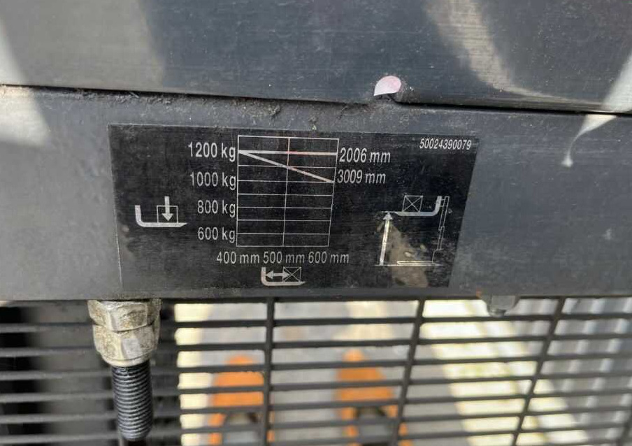 Linde L12 - Hochhubwagen: das Bild 5 Linde L12 - Hochhubwagen: das Bild 5