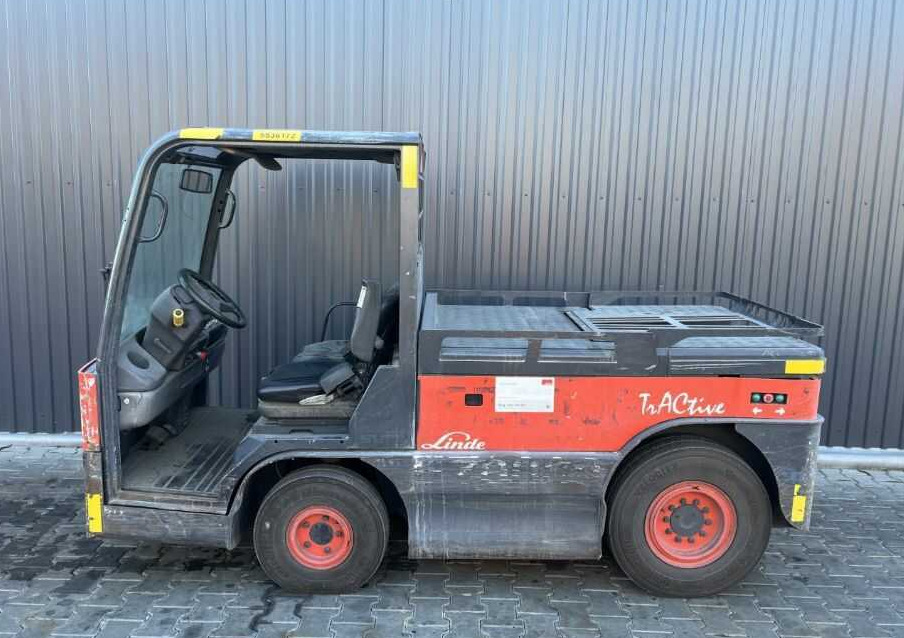 Linde P250 - Schleppfahrzeug: das Bild 2 Linde P250 - Schleppfahrzeug: das Bild 2
