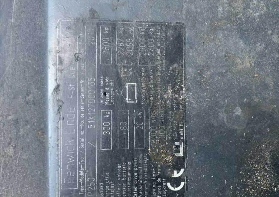 Linde P250 - Schleppfahrzeug: das Bild 4 Linde P250 - Schleppfahrzeug: das Bild 4