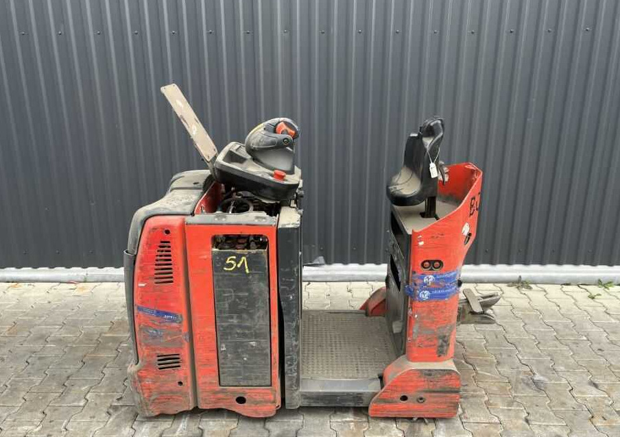Linde P30C - Schleppfahrzeug: das Bild 2 Linde P30C - Schleppfahrzeug: das Bild 2