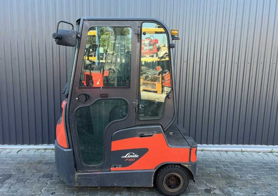 Linde P60 - Schleppfahrzeug: das Bild 2 Linde P60 - Schleppfahrzeug: das Bild 2