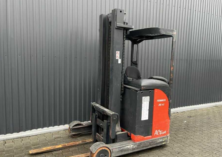 Linde R14S - Schubmaststapler: das Bild 1 Linde R14S - Schubmaststapler: das Bild 1