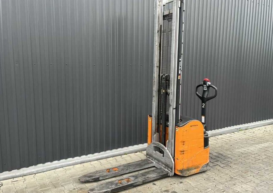 Still EGV14 - Hochhubwagen: das Bild 1 Still EGV14 - Hochhubwagen: das Bild 1