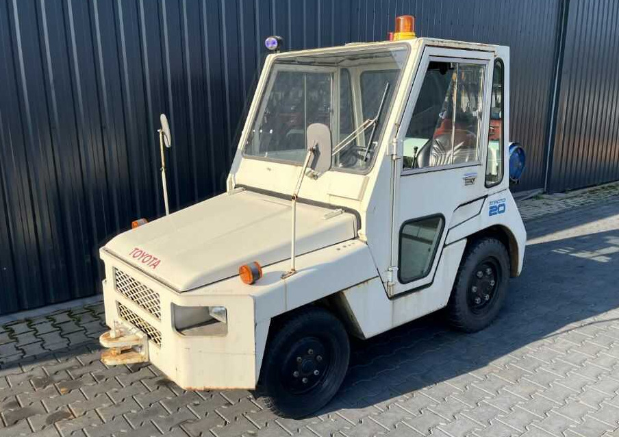 Toyota 2TG20 - Schleppfahrzeug: das Bild 5 Toyota 2TG20 - Schleppfahrzeug: das Bild 5