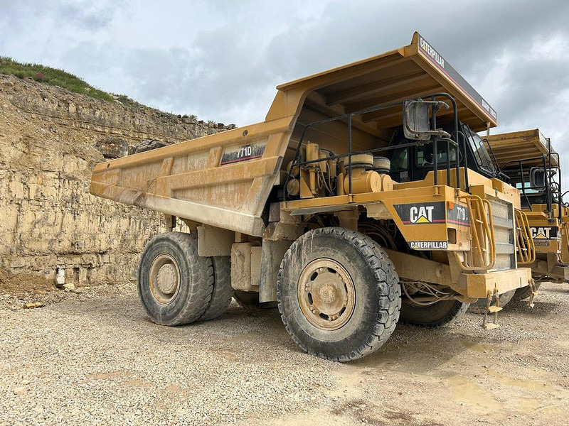 Caterpillar 771D - Muldenkipper/ Dumper: das Bild 2 Caterpillar 771D - Muldenkipper/ Dumper: das Bild 2
