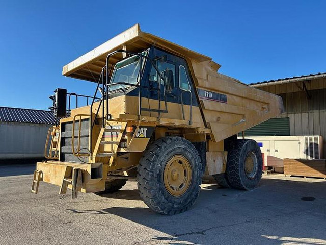 Caterpillar - Muldenkipper/ Dumper: das Bild 1 Caterpillar - Muldenkipper/ Dumper: das Bild 1