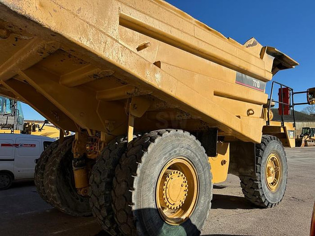 Caterpillar - Muldenkipper/ Dumper: das Bild 4 Caterpillar - Muldenkipper/ Dumper: das Bild 4