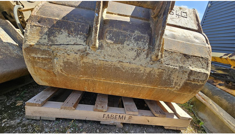 Volvo EW160 - Schaufel: das Bild 4 Volvo EW160 - Schaufel: das Bild 4