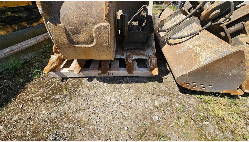 Volvo EW160 - Schaufel: das Bild 5 Volvo EW160 - Schaufel: das Bild 5