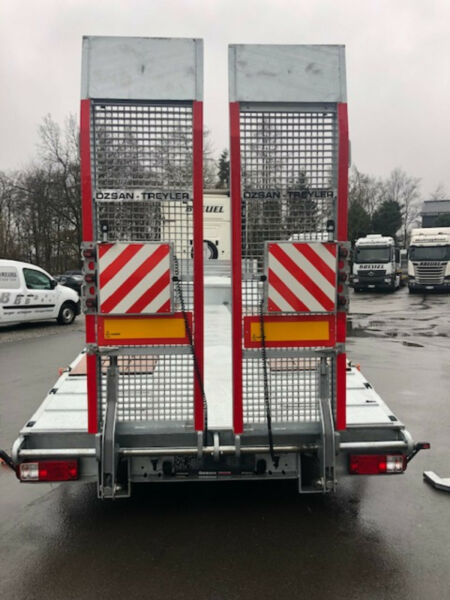 2 Axle Lowloader - Tieflader Auflieger: das Bild 4 2 Axle Lowloader - Tieflader Auflieger: das Bild 4