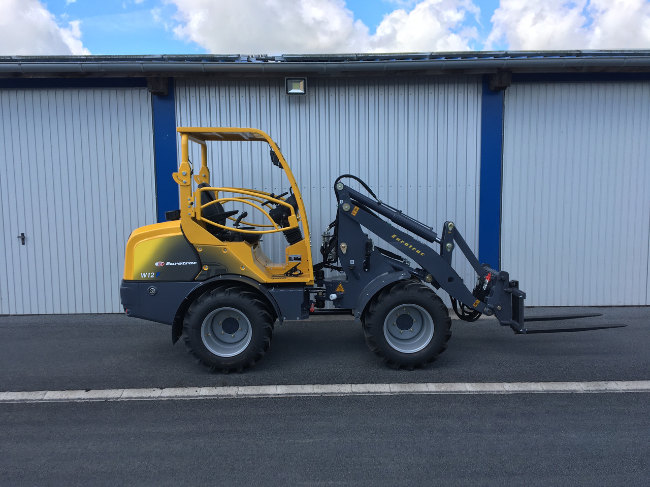 Bagger, Zustand - NEU EUROTRAC W12F Schutzdach: das Bild 11
