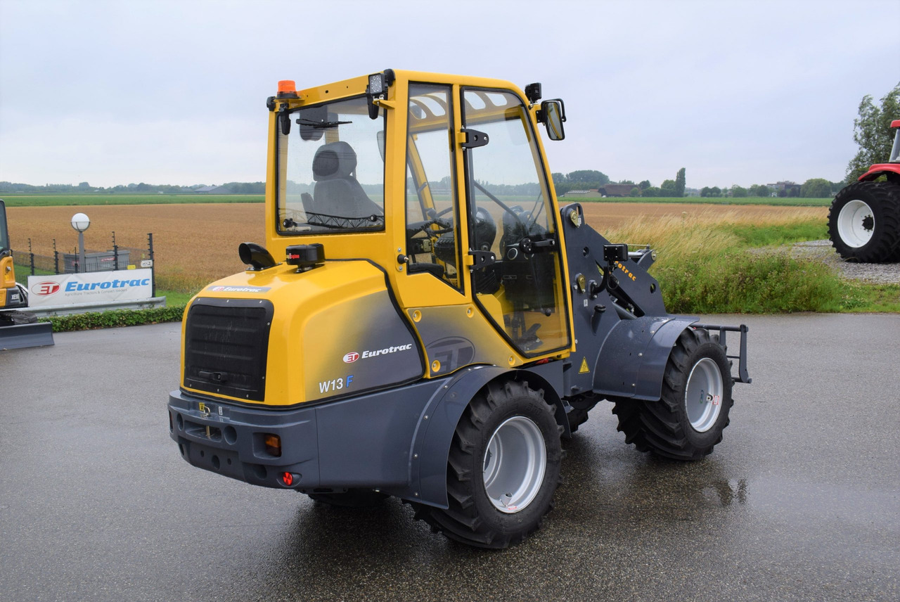 Eurotrac W13 Radlader Hoflader - Hoflader: das Bild 5 Eurotrac W13 Radlader Hoflader - Hoflader: das Bild 5