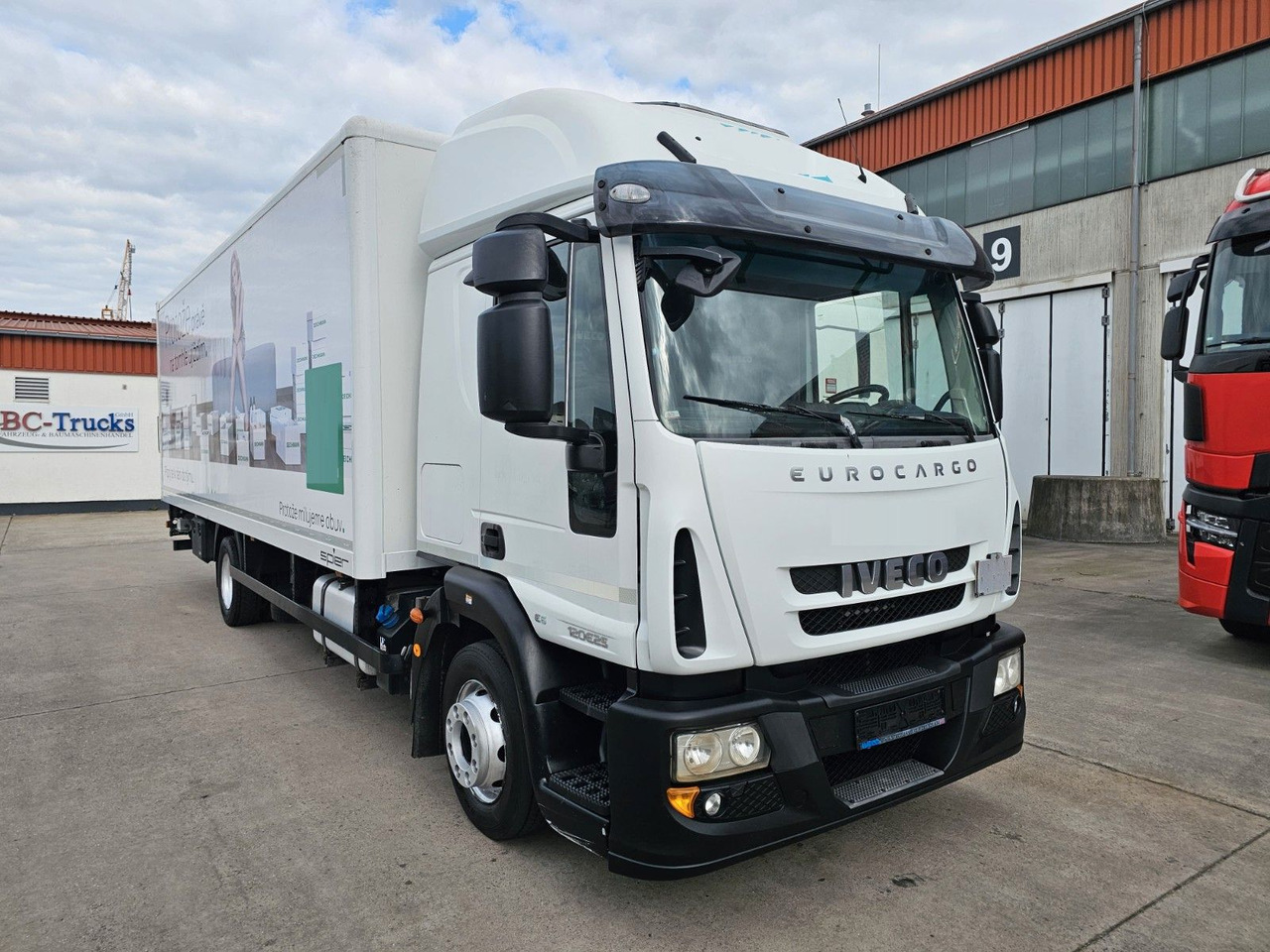 Iveco EURO-CARGO 120E25 * SCHLAFKABINE * BÄR 1,5 T * - Koffer LKW: das Bild 3 Iveco EURO-CARGO 120E25 * SCHLAFKABINE * BÄR 1,5 T * - Koffer LKW: das Bild 3