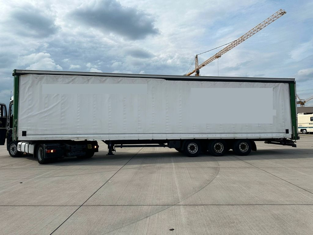 Kögel SN 24 * GETRÄNKE * HUBDACH * SAF-ACHSEN * - Planenauflieger: das Bild 4 Kögel SN 24 * GETRÄNKE * HUBDACH * SAF-ACHSEN * - Planenauflieger: das Bild 4