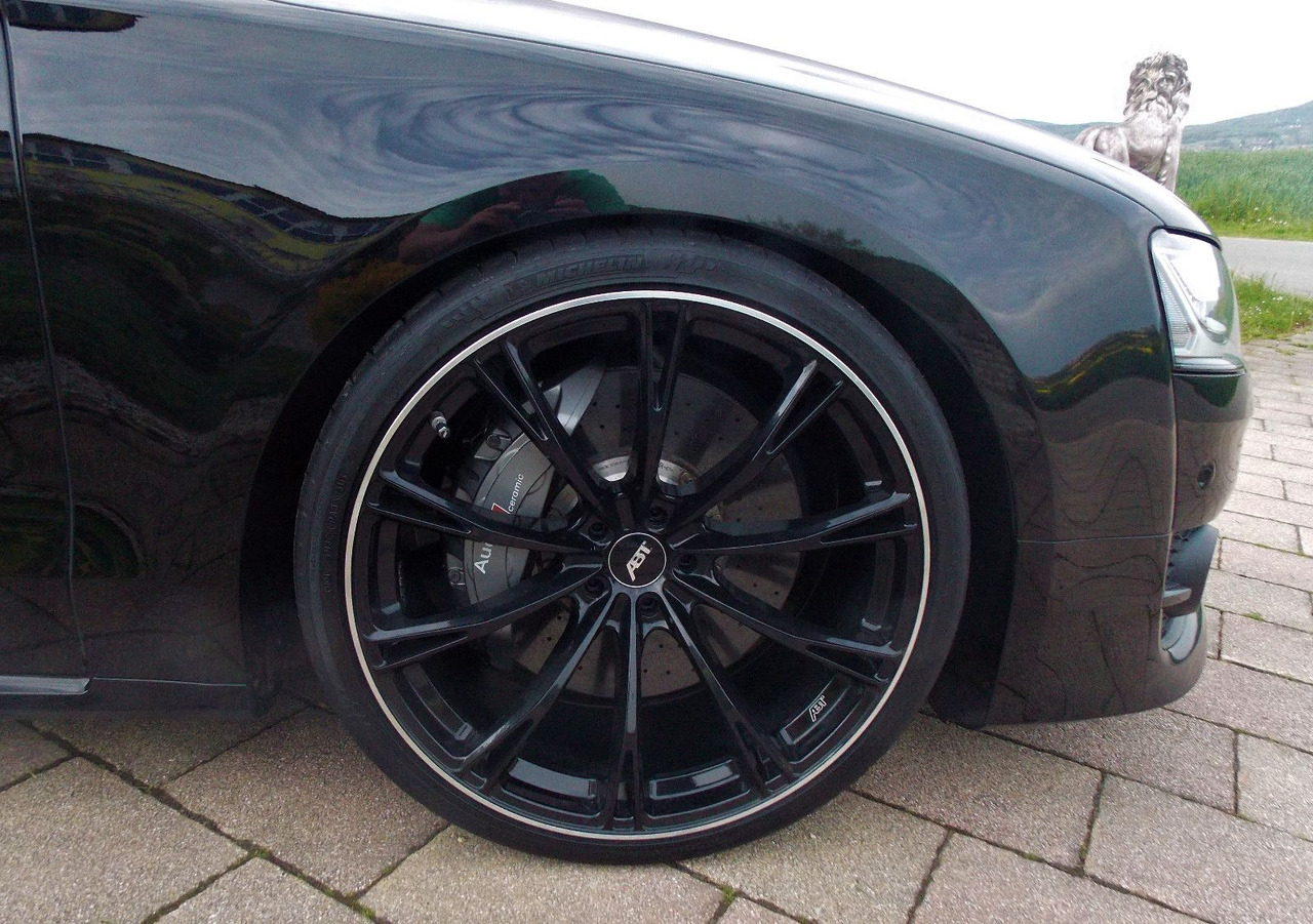 Audi S8 plus original ABT 519kW 320km/h mit 22 Zoll - Limousine: das Bild 5 Audi S8 plus original ABT 519kW 320km/h mit 22 Zoll - Limousine: das Bild 5