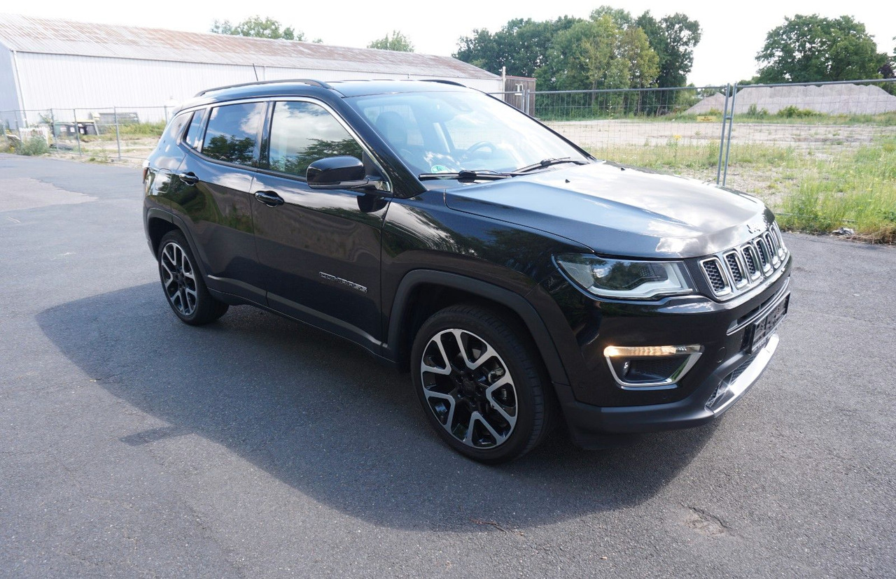 Jeep Compass 1.4 MultiAir 103kW Limited / Beats - SUV/ Geländewagen: das Bild 3 Jeep Compass 1.4 MultiAir 103kW Limited / Beats - SUV/ Geländewagen: das Bild 3
