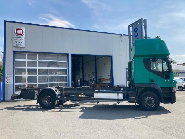 Iveco Stralis AT190S31/FP CM TOPSLEEPER Euro5 Intarder - Containerwagen/ Wechselfahrgestell LKW: das Bild 3 Iveco Stralis AT190S31/FP CM TOPSLEEPER Euro5 Intarder - Containerwagen/ Wechselfahrgestell LKW: das Bild 3