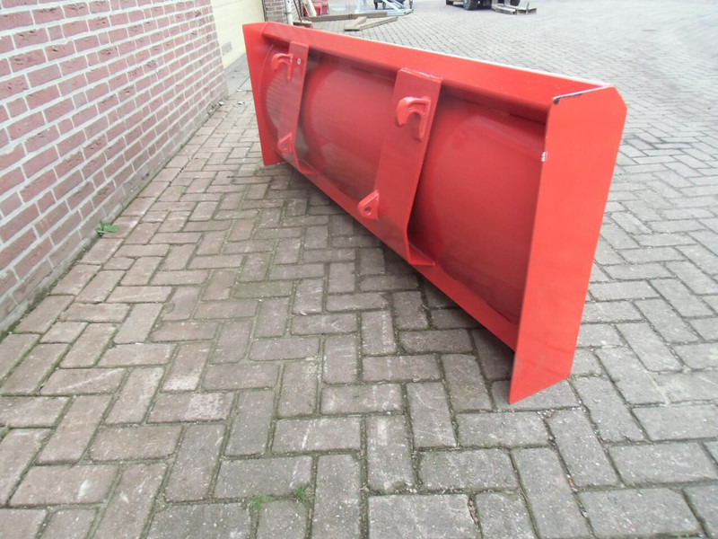 AGM Schuifblad - Planierschild: das Bild 2 AGM Schuifblad - Planierschild: das Bild 2