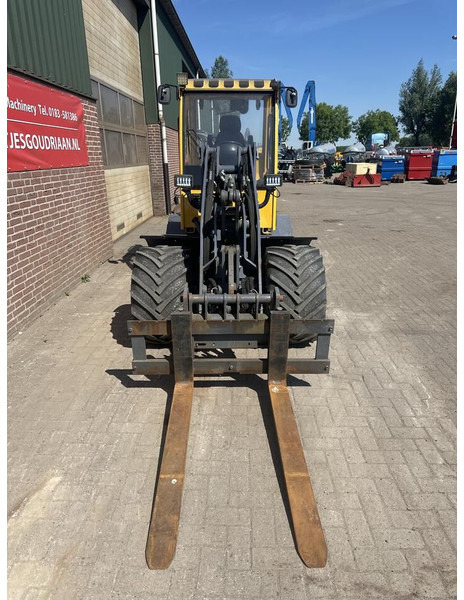 Eurotrac W13 CF - Lader: das Bild 4 Eurotrac W13 CF - Lader: das Bild 4