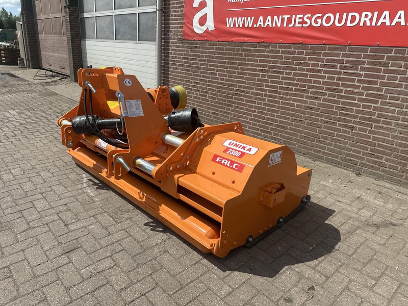 Unika 2300 - Schlegelmäher/ Mulcher: das Bild 2 Unika 2300 - Schlegelmäher/ Mulcher: das Bild 2