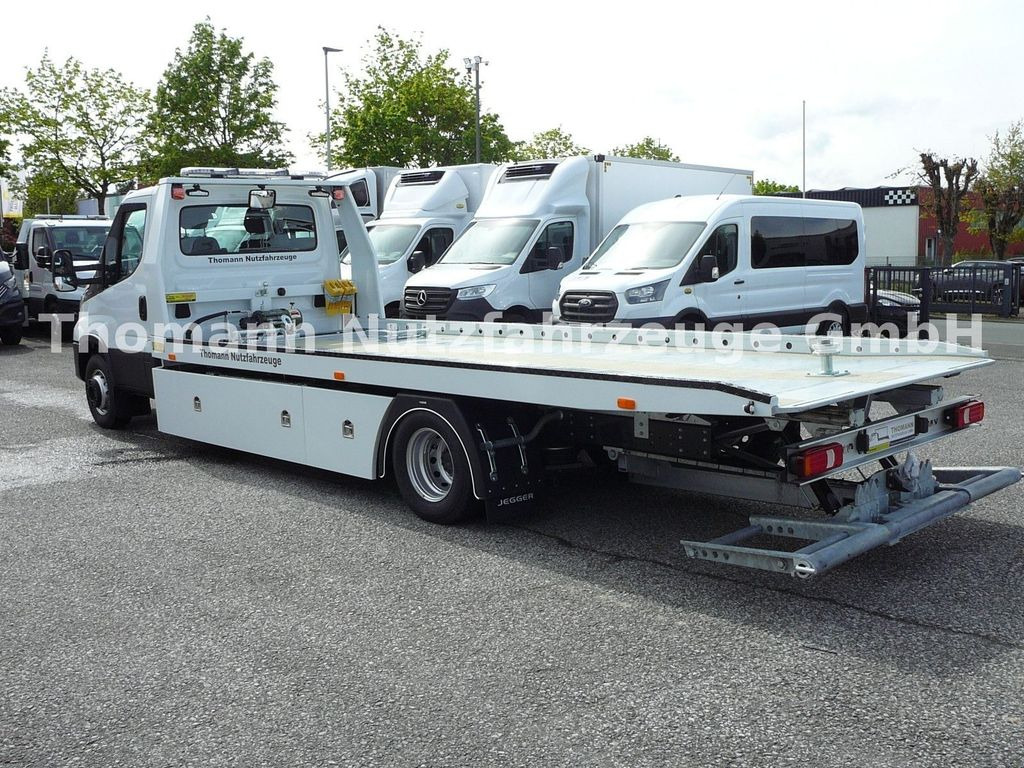 Iveco DAILY 72C18 Schiebeplateu Hubbrille Luftfed Navi - Abschleppwagen, Transporter: das Bild 5 Iveco DAILY 72C18 Schiebeplateu Hubbrille Luftfed Navi - Abschleppwagen, Transporter: das Bild 5