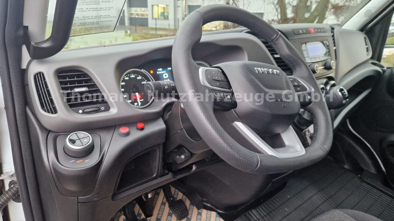 Iveco Daily 70C18H Pritsche Plane 1000KG LBW Luftfeder Iveco Daily 70C18H Pritsche Plane 1000KG LBW Luftfeder - Planen Transporter: das Bild 4 Iveco Daily 70C18H Pritsche Plane 1000KG LBW Luftfeder Iveco Daily 70C18H Pritsche Plane 1000KG LBW Luftfeder - Planen Transporter: das Bild 4