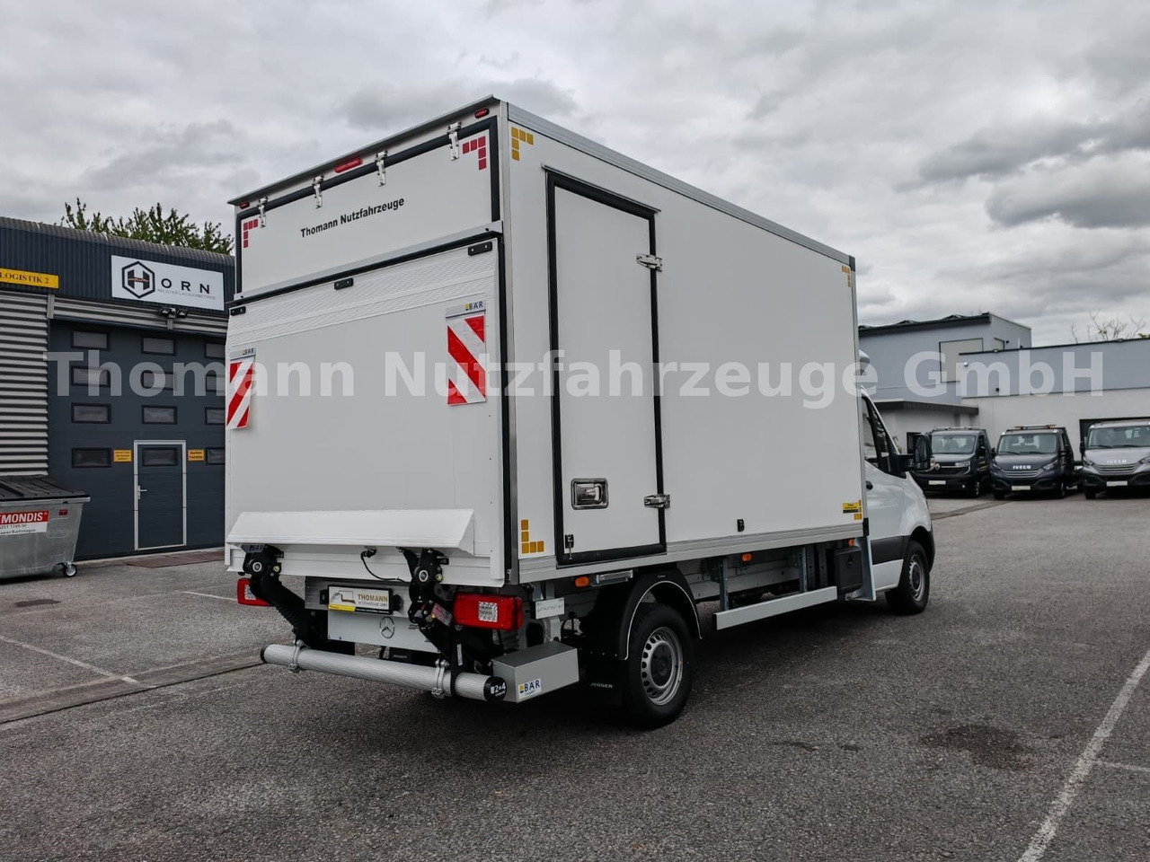 Mercedes-Benz Sprinter 319 CDI Kühlkoffer Xarios 300 LBW - Kühltransporter: das Bild 5 Mercedes-Benz Sprinter 319 CDI Kühlkoffer Xarios 300 LBW - Kühltransporter: das Bild 5