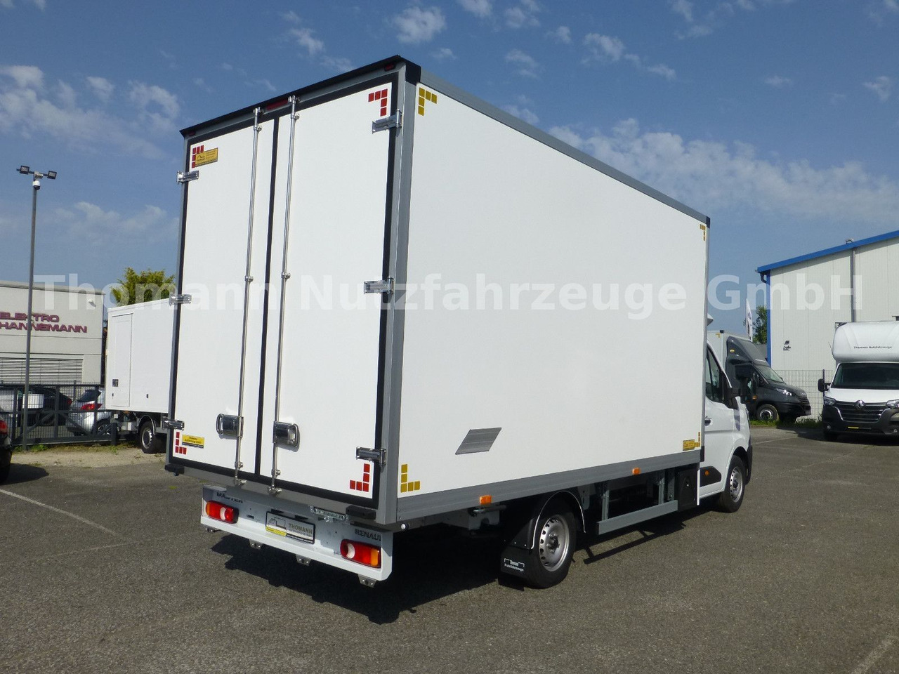 Renault NEW Master 2025 Koffer Türen Möbelkoffer - Koffer Transporter: das Bild 5 Renault NEW Master 2025 Koffer Türen Möbelkoffer - Koffer Transporter: das Bild 5