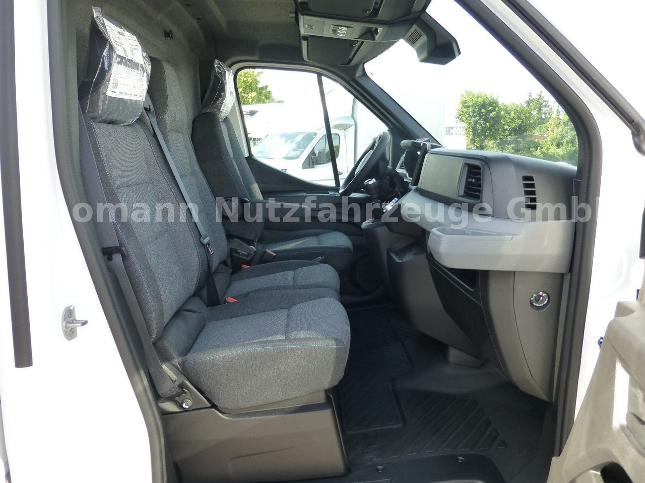 Kühltransporter Renault NEW Master Kühlkastenwagen Xarios 300 GH: das Bild 36