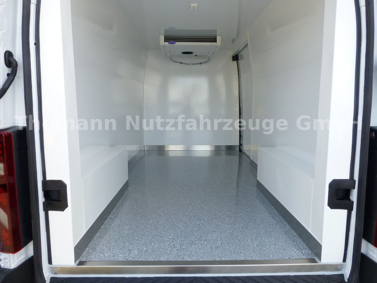 Kühltransporter Renault NEW Master Kühlkastenwagen Xarios 300 GH: das Bild 15