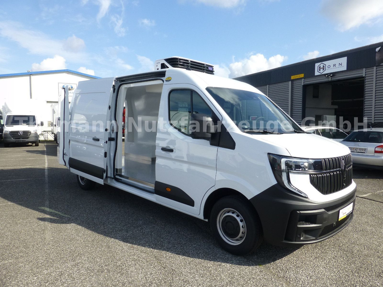 Kühltransporter Renault NEW Master Kühlkastenwagen Xarios 300 GH: das Bild 18