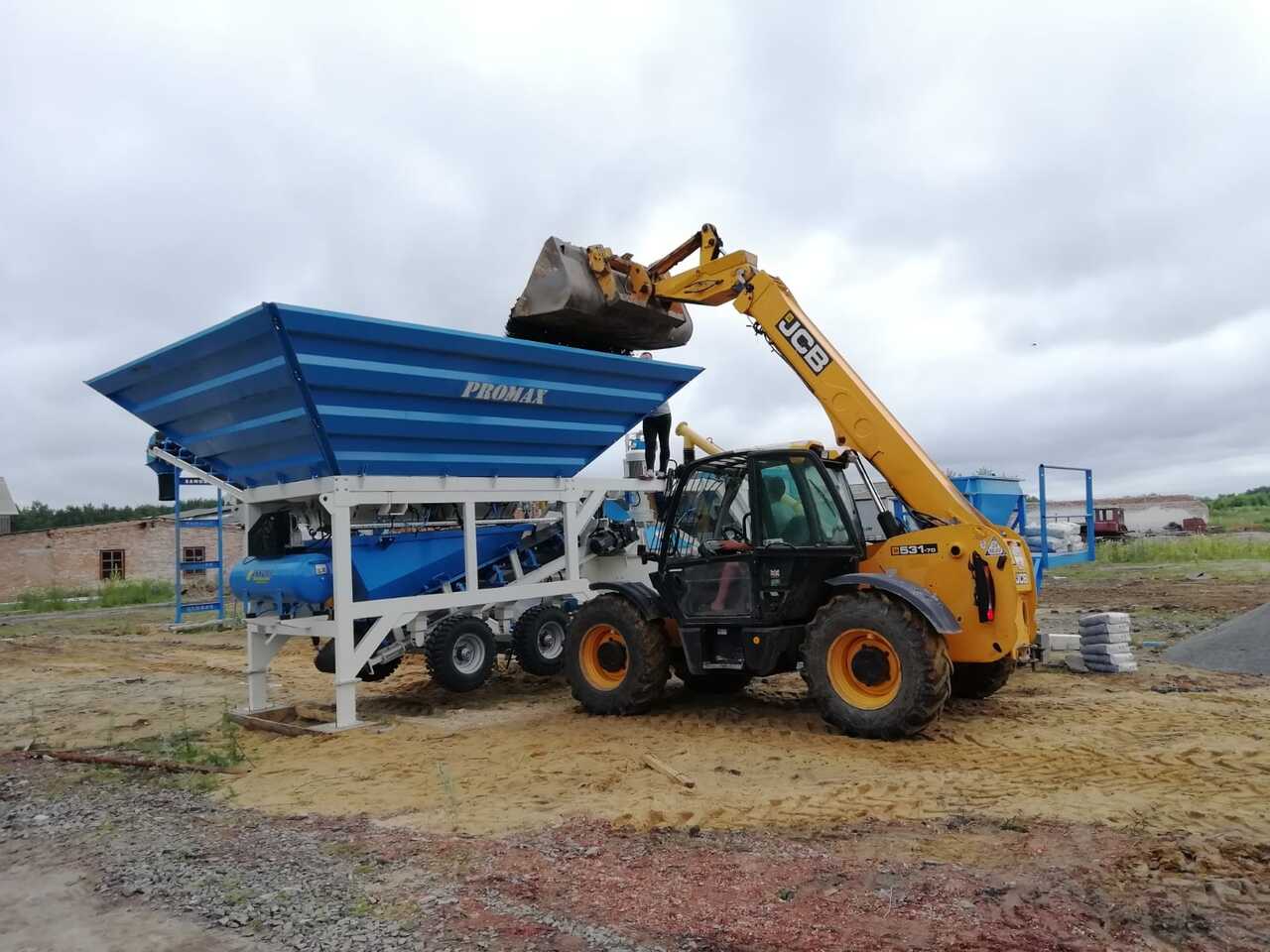 PROMAX MOBILE CONCRETE PLANT M35-PLNT (35M3/H) - Betonmischanlage: das Bild 2 PROMAX MOBILE CONCRETE PLANT M35-PLNT (35M3/H) - Betonmischanlage: das Bild 2