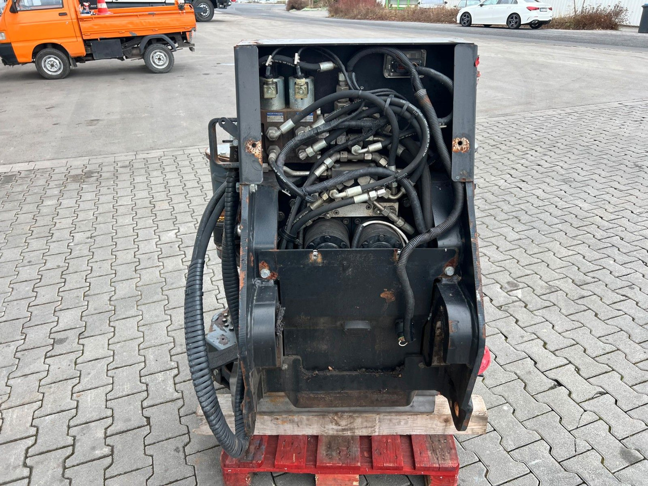 Kinshofer KM 634-0,35-3Z Fällgreifer Greifersäge - Andere Technik: das Bild 5 Kinshofer KM 634-0,35-3Z Fällgreifer Greifersäge - Andere Technik: das Bild 5