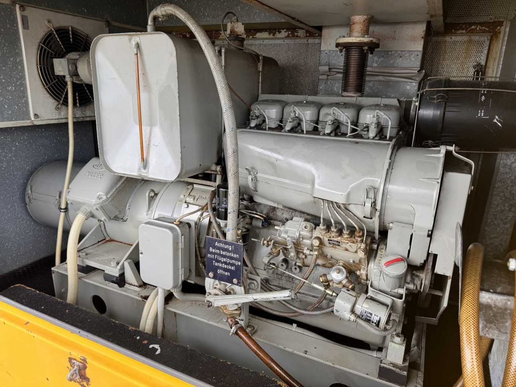 Anhänger Bay 406201/1 Stromerzeuger 35kVA 1.967h Deutz: das Bild 12