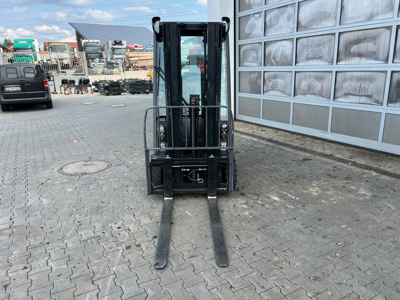 Elektrostapler Crown SCT6020-1.3 / Triplex 4,3m / 1.227h / 2017: das Bild 8