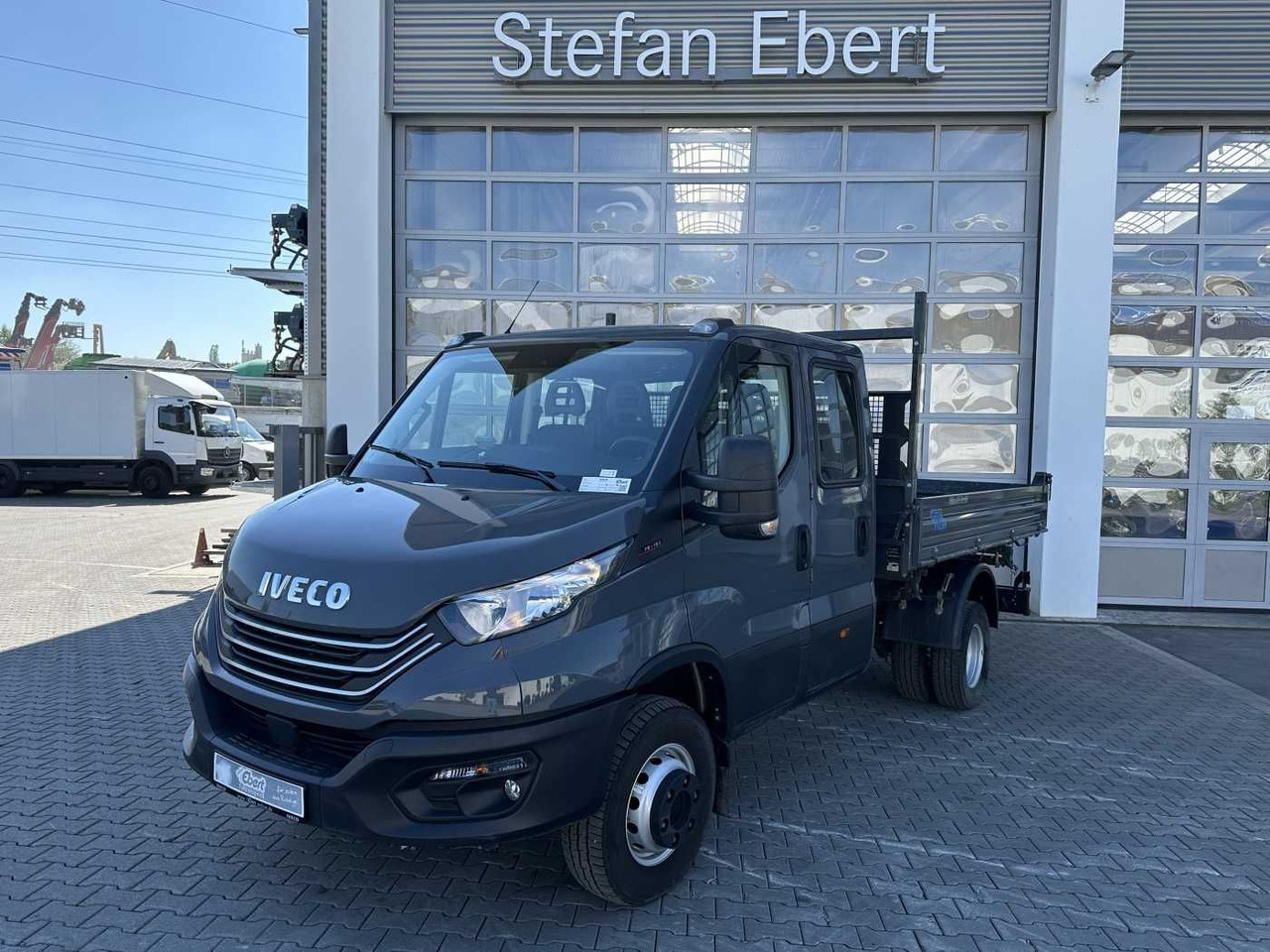 Iveco 70C18H Meiller 3-S.Kipper *R.3750mm*7Sitze*AHK* - Kipper Transporter: das Bild 1 Iveco 70C18H Meiller 3-S.Kipper *R.3750mm*7Sitze*AHK* - Kipper Transporter: das Bild 1