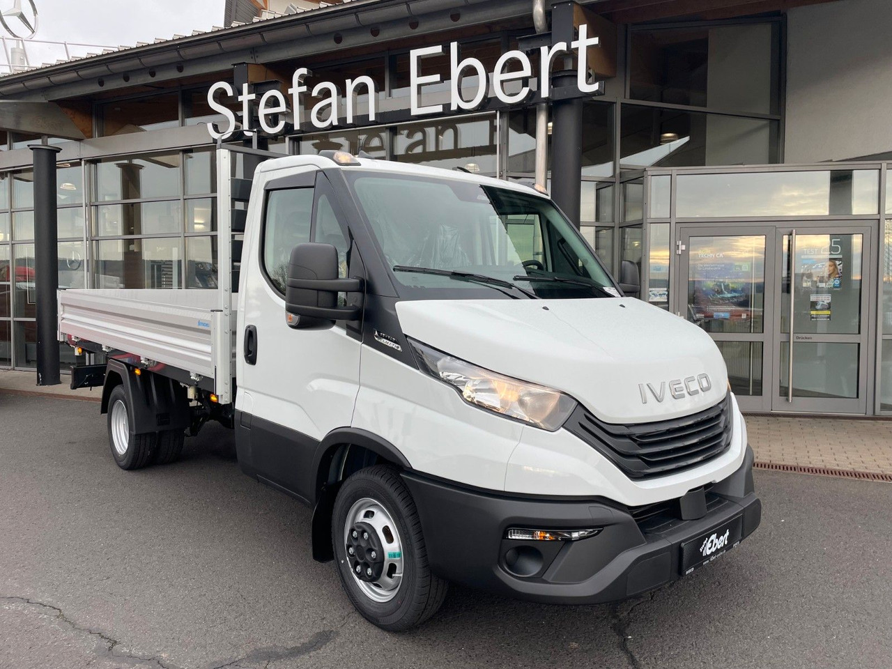 Iveco Daily 35C14 A8 *R3.450mm*Automatik* 7x vorhanden - Kipper Transporter: das Bild 2 Iveco Daily 35C14 A8 *R3.450mm*Automatik* 7x vorhanden - Kipper Transporter: das Bild 2