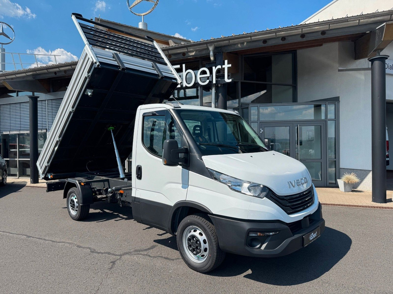 Iveco Daily 35S16 3.0L Kipper *R3.450mm*AHK*Automatik* - Kipper Transporter: das Bild 1 Iveco Daily 35S16 3.0L Kipper *R3.450mm*AHK*Automatik* - Kipper Transporter: das Bild 1