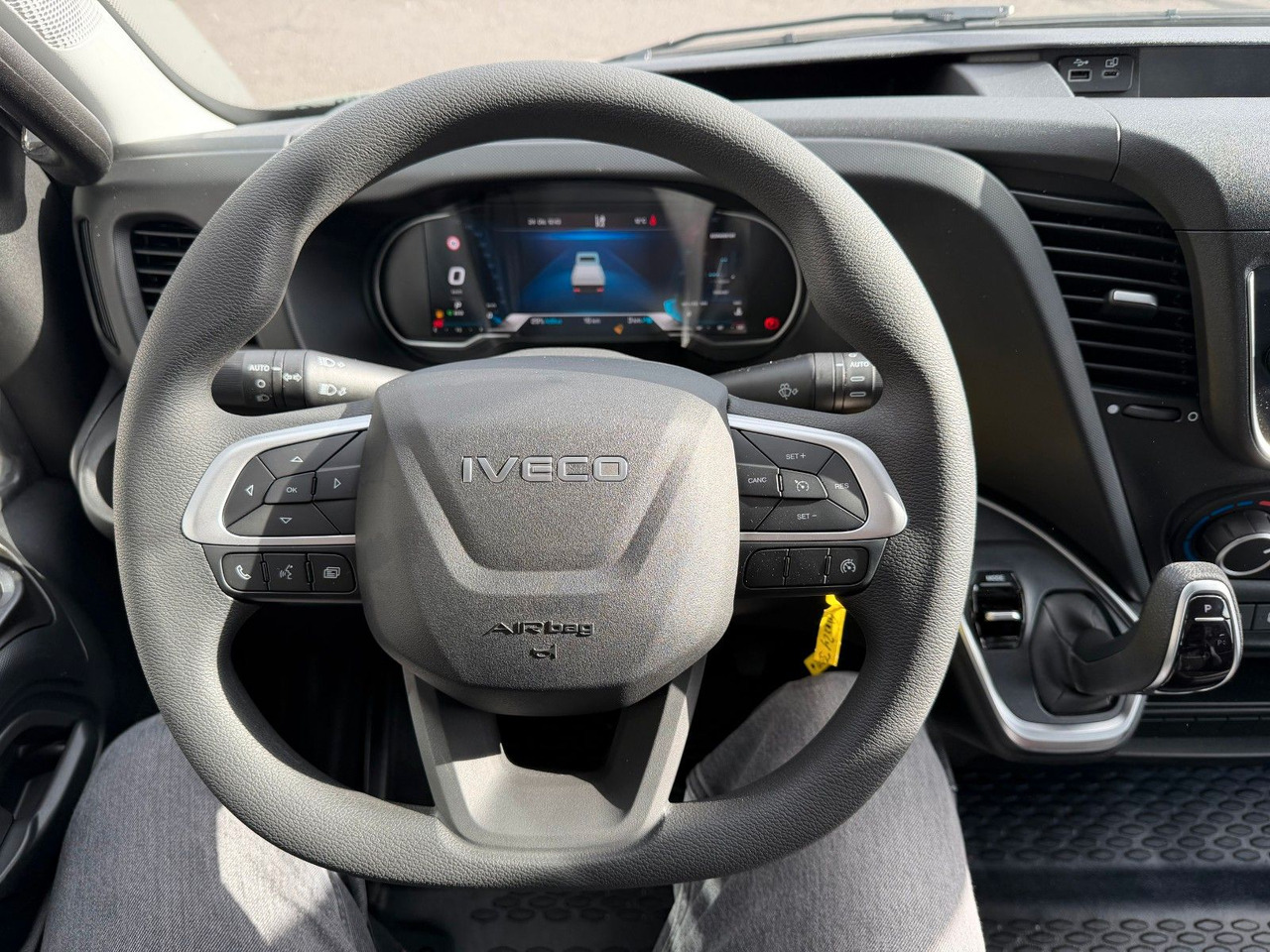 Kipper Transporter Iveco Daily 35S16 A8 *R3.450mm*Automatik*Klima* 3x: das Bild 11 Kipper Transporter Iveco Daily 35S16 A8 *R3.450mm*Automatik*Klima* 3x: das Bild 11