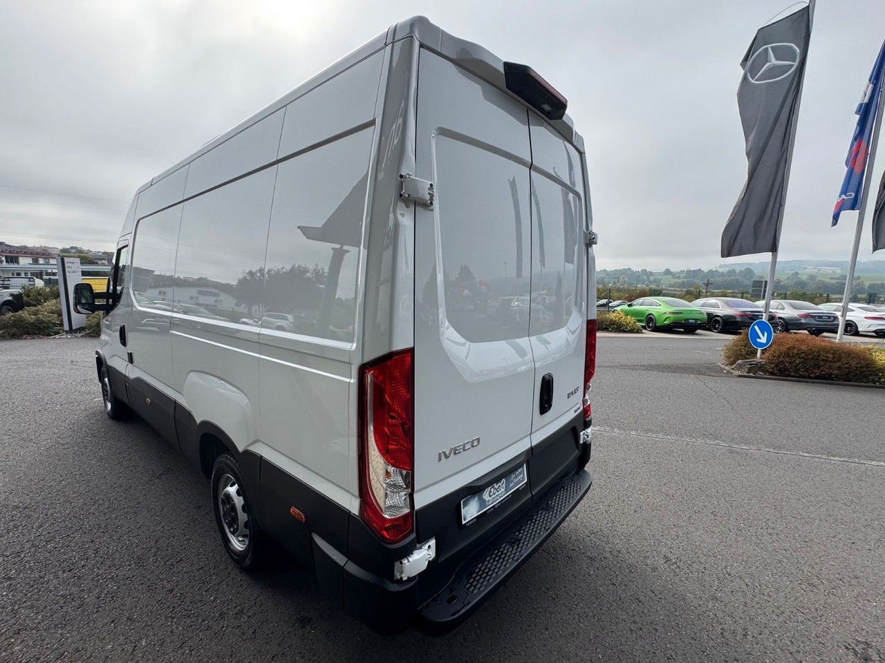Iveco Daily 35S16 A8 *Standkühlung*Kamera*Automatik* - Kühltransporter: das Bild 5 Iveco Daily 35S16 A8 *Standkühlung*Kamera*Automatik* - Kühltransporter: das Bild 5
