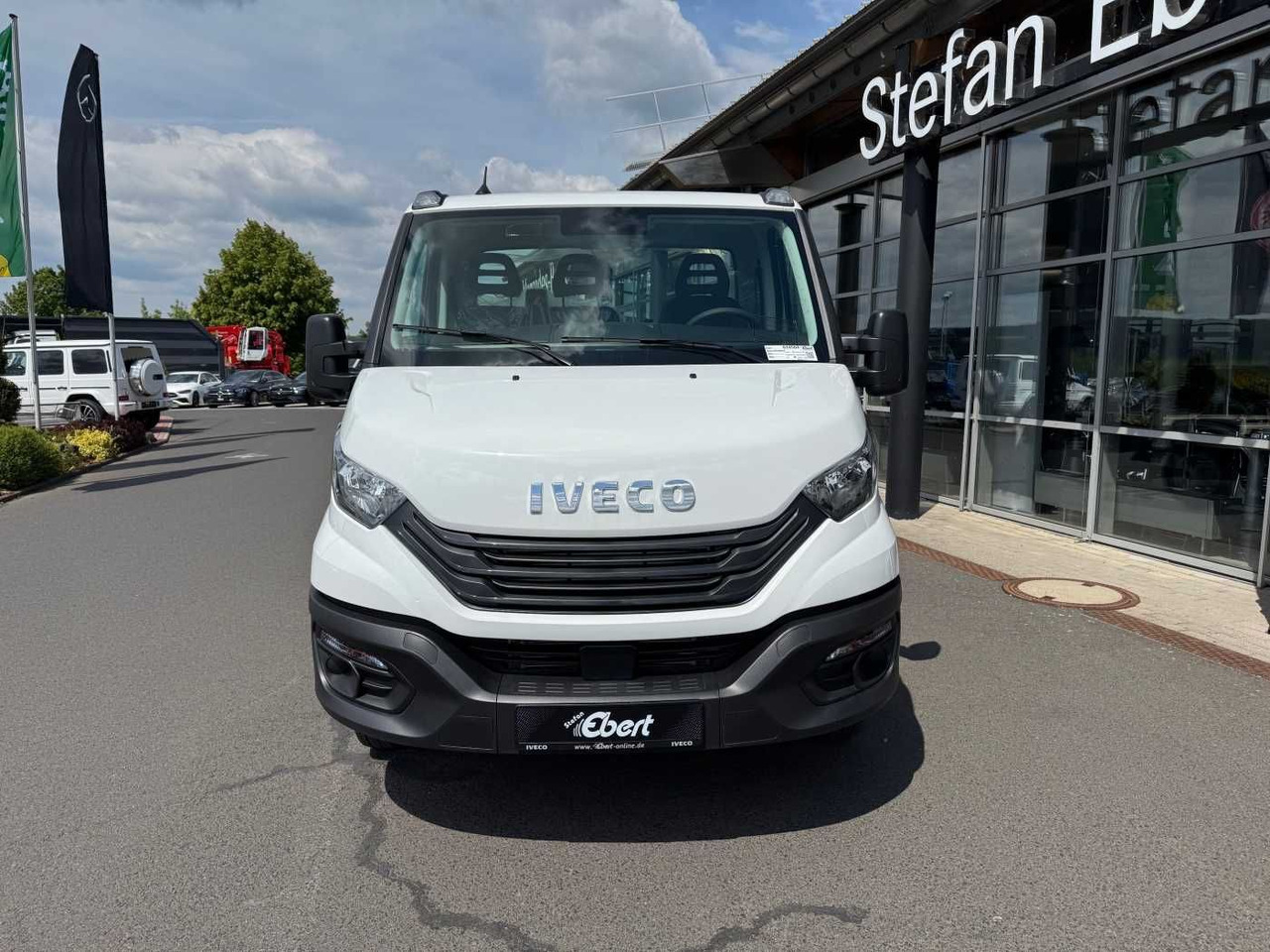 Iveco Daily 50C18 HA8 3.0L *R4.350mm*Klima*Automatik* - Fahrgestell LKW: das Bild 2 Iveco Daily 50C18 HA8 3.0L *R4.350mm*Klima*Automatik* - Fahrgestell LKW: das Bild 2