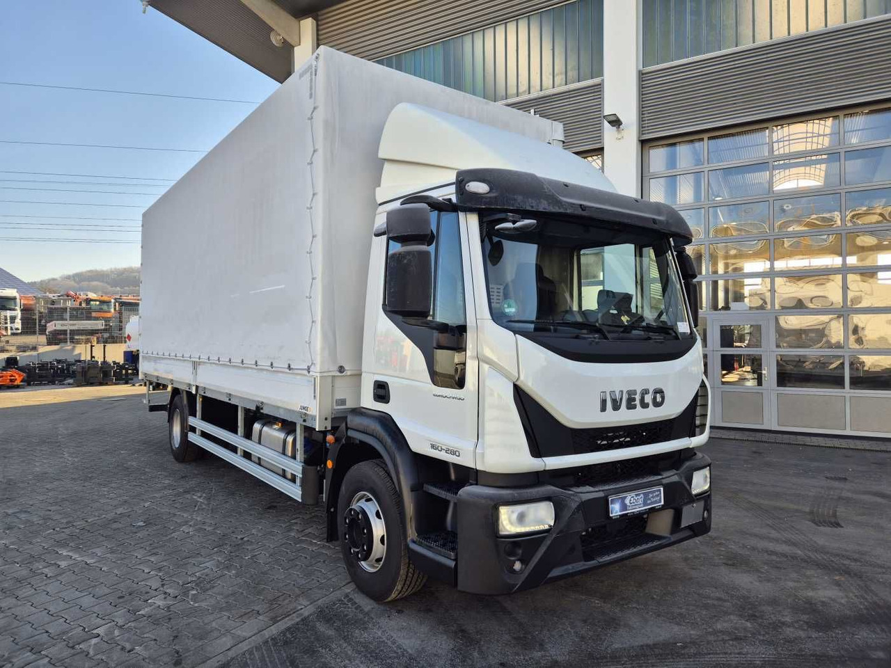 Iveco Eurocargo ML160E28/P LBW Bär Schiebeplane AHK - Plane LKW: das Bild 2 Iveco Eurocargo ML160E28/P LBW Bär Schiebeplane AHK - Plane LKW: das Bild 2
