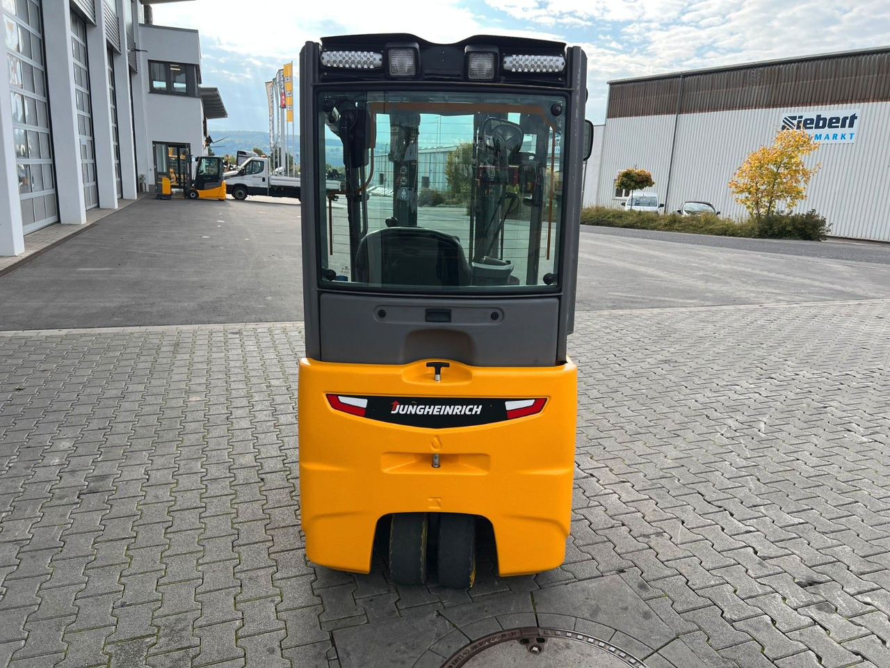 Jungheinrich EFG 215 / Triplex: 4.25m! / SS / 1.573h / 2024 - Elektrostapler: das Bild 5 Jungheinrich EFG 215 / Triplex: 4.25m! / SS / 1.573h / 2024 - Elektrostapler: das Bild 5