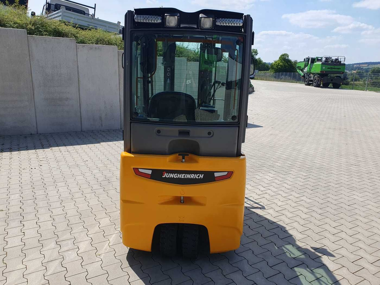 Jungheinrich EFG 215 / Triplex: 4.25m! / SS / 4.166h / 2024 - Elektrostapler: das Bild 5 Jungheinrich EFG 215 / Triplex: 4.25m! / SS / 4.166h / 2024 - Elektrostapler: das Bild 5