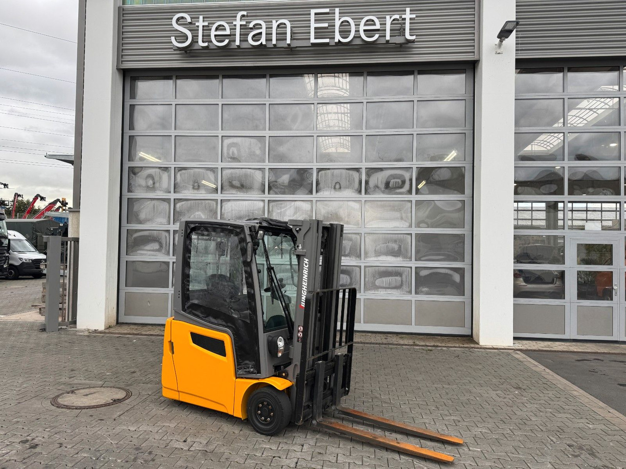 Jungheinrich EFG 215 / Triplex: 4.25m! / SS / nur 2.819h! - Elektrostapler: das Bild 1 Jungheinrich EFG 215 / Triplex: 4.25m! / SS / nur 2.819h! - Elektrostapler: das Bild 1