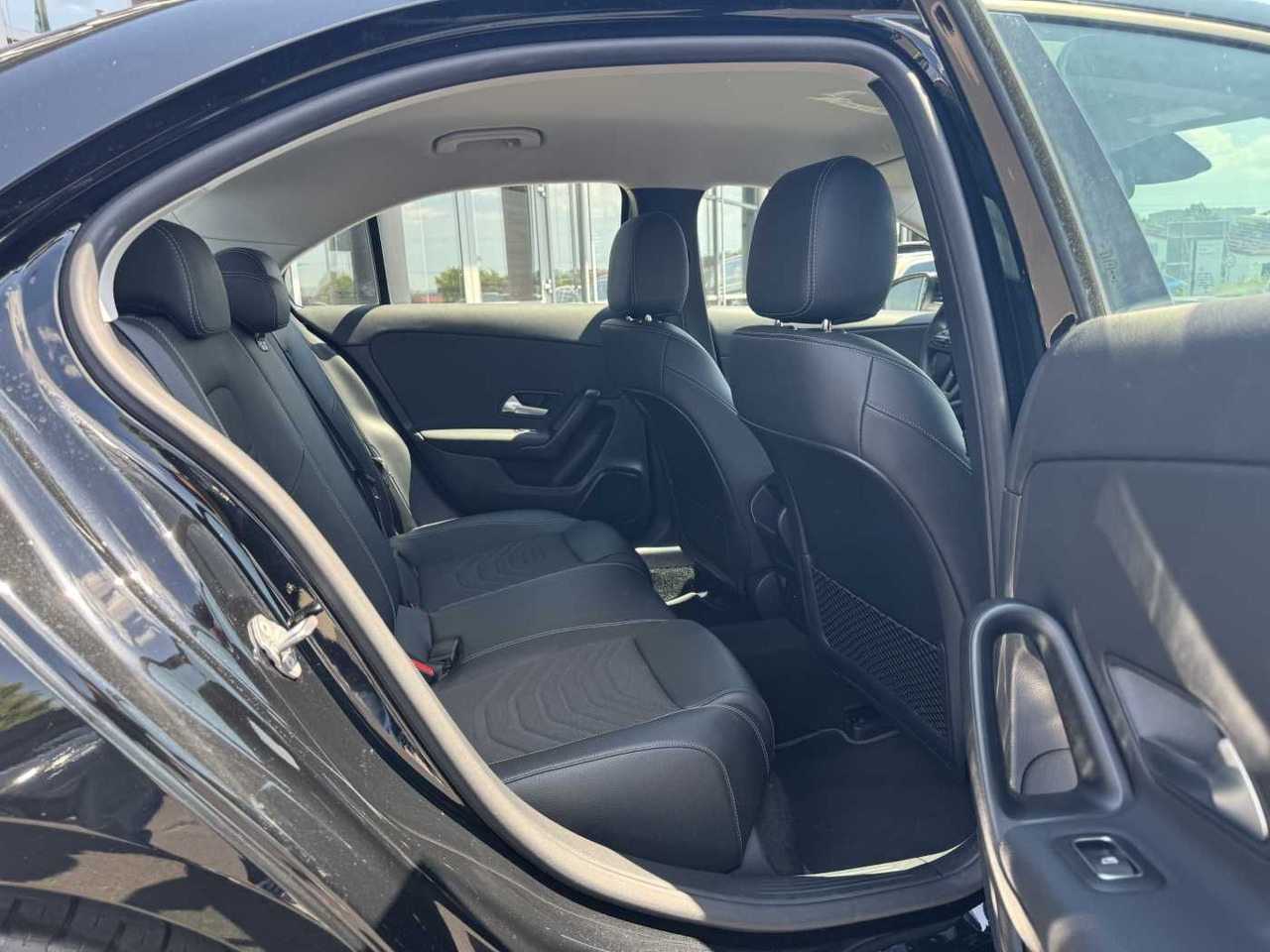 Limousine Mercedes-Benz A 180d 8G LED+Carplay+SpurH+DAB+SHZ: das Bild 7