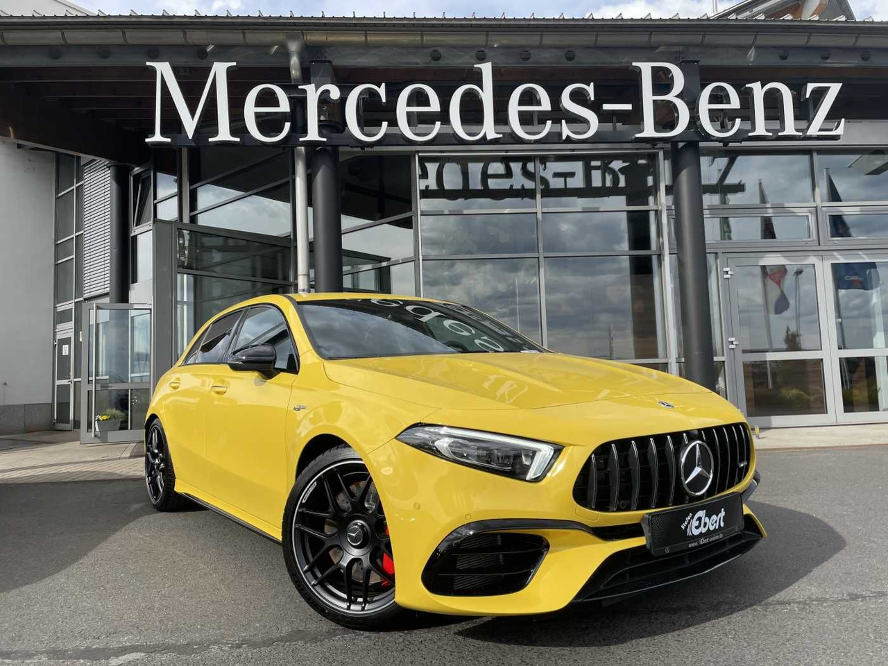 Mercedes-Benz A 45 S AMG PerfSitz+Night+PAGA+RIDE +19' - PKW: das Bild 1 Mercedes-Benz A 45 S AMG PerfSitz+Night+PAGA+RIDE +19' - PKW: das Bild 1