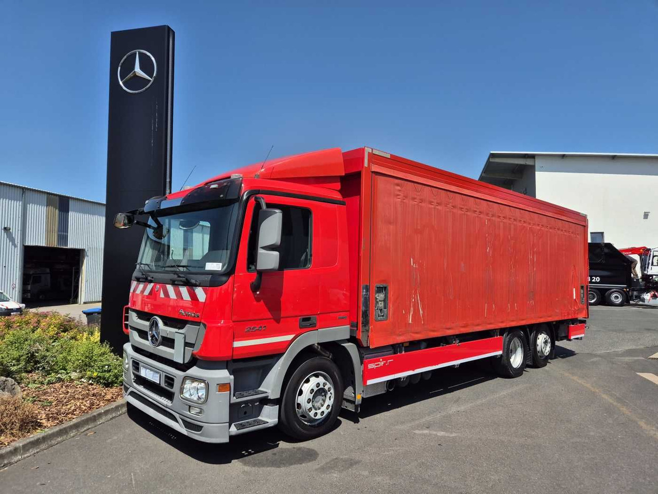 Mercedes-Benz Actros 2541 L 6x2 Schiebeplanen LBW AHK - Getränkeaufbau LKW: das Bild 3 Mercedes-Benz Actros 2541 L 6x2 Schiebeplanen LBW AHK - Getränkeaufbau LKW: das Bild 3